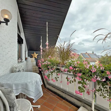 Schindele Apartman *